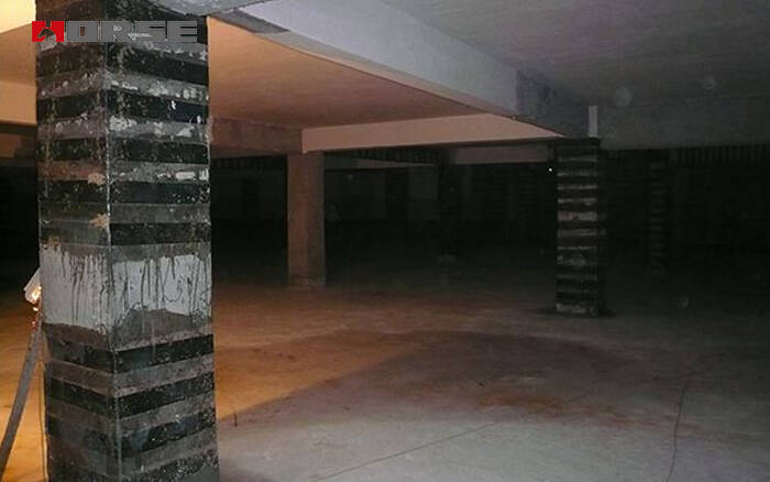 Column leakage retrofitting method by fiber reinfroced polymer(FRP) composite Column leakage retrofitting method by fiber reinfroced polymer(FRP) composite