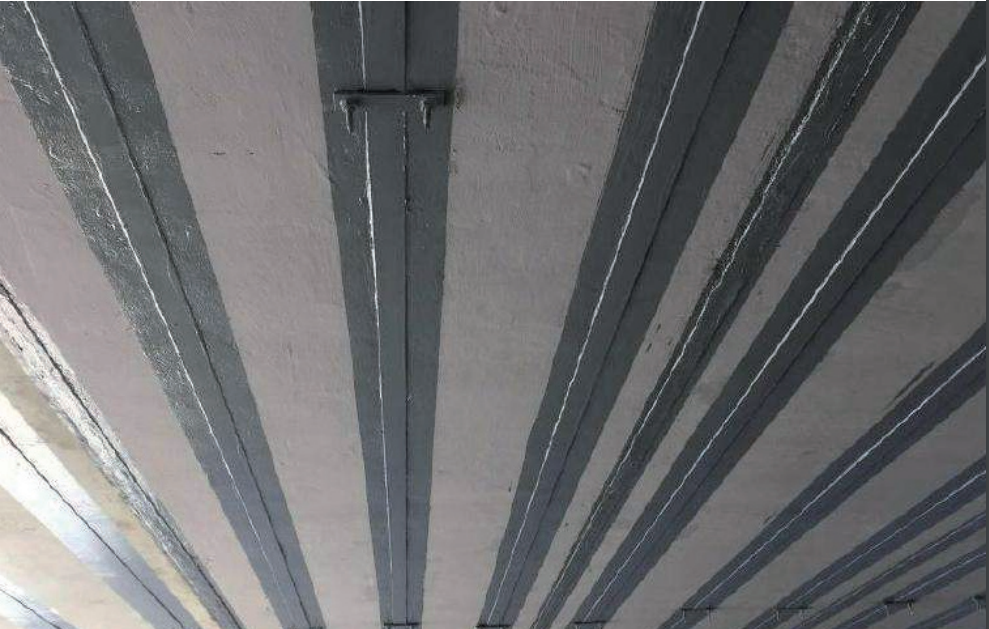 Prestressed carbon fiber plate reinforcement method